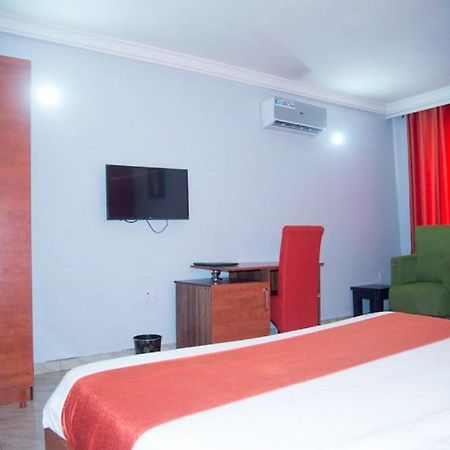 Dannic Hotels Enugu Exteriér fotografie